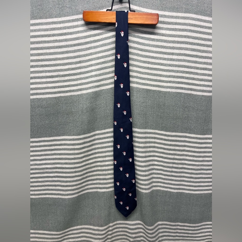 Cape Cod Vintage Blue Santa Clause Tie
